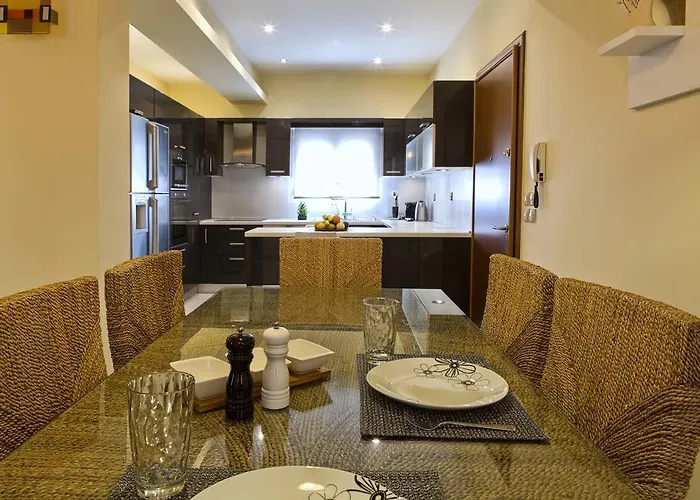 Апартаменты Cashel House *